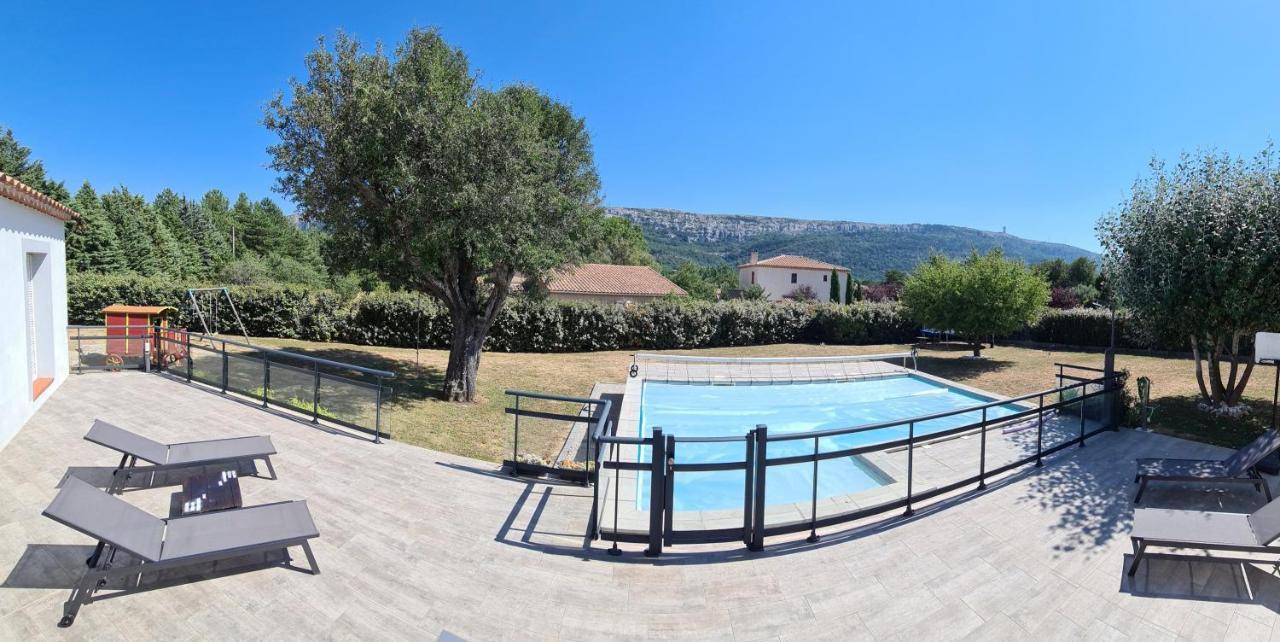 Le Lodge De La Sainte Baume Plan d'Aups Экстерьер фото